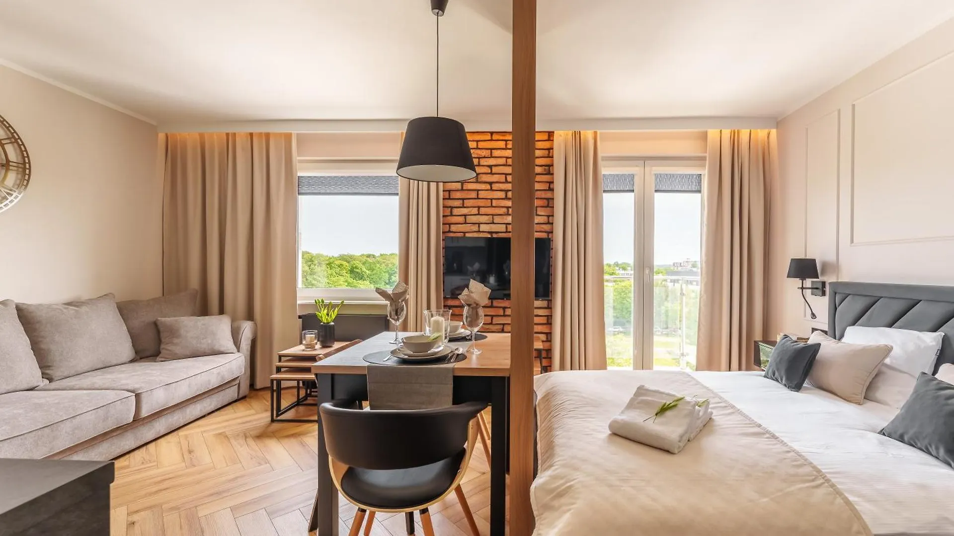 Apartamenty Lighthouse - Reymonta Przy Deptaku Kolobřeh